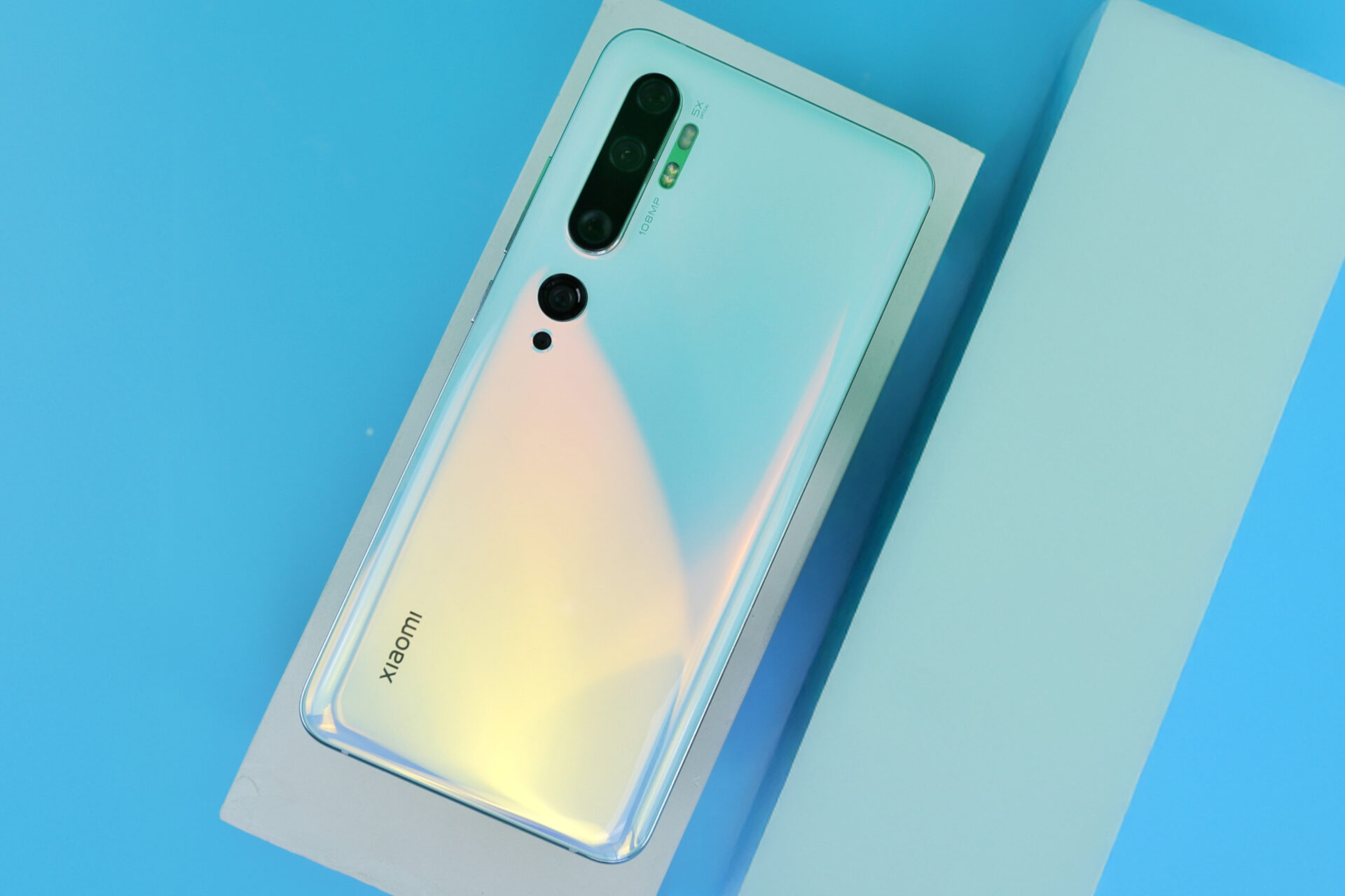 5 технологий, от которых Xiaomi тихо отказалась в своих смартфонах