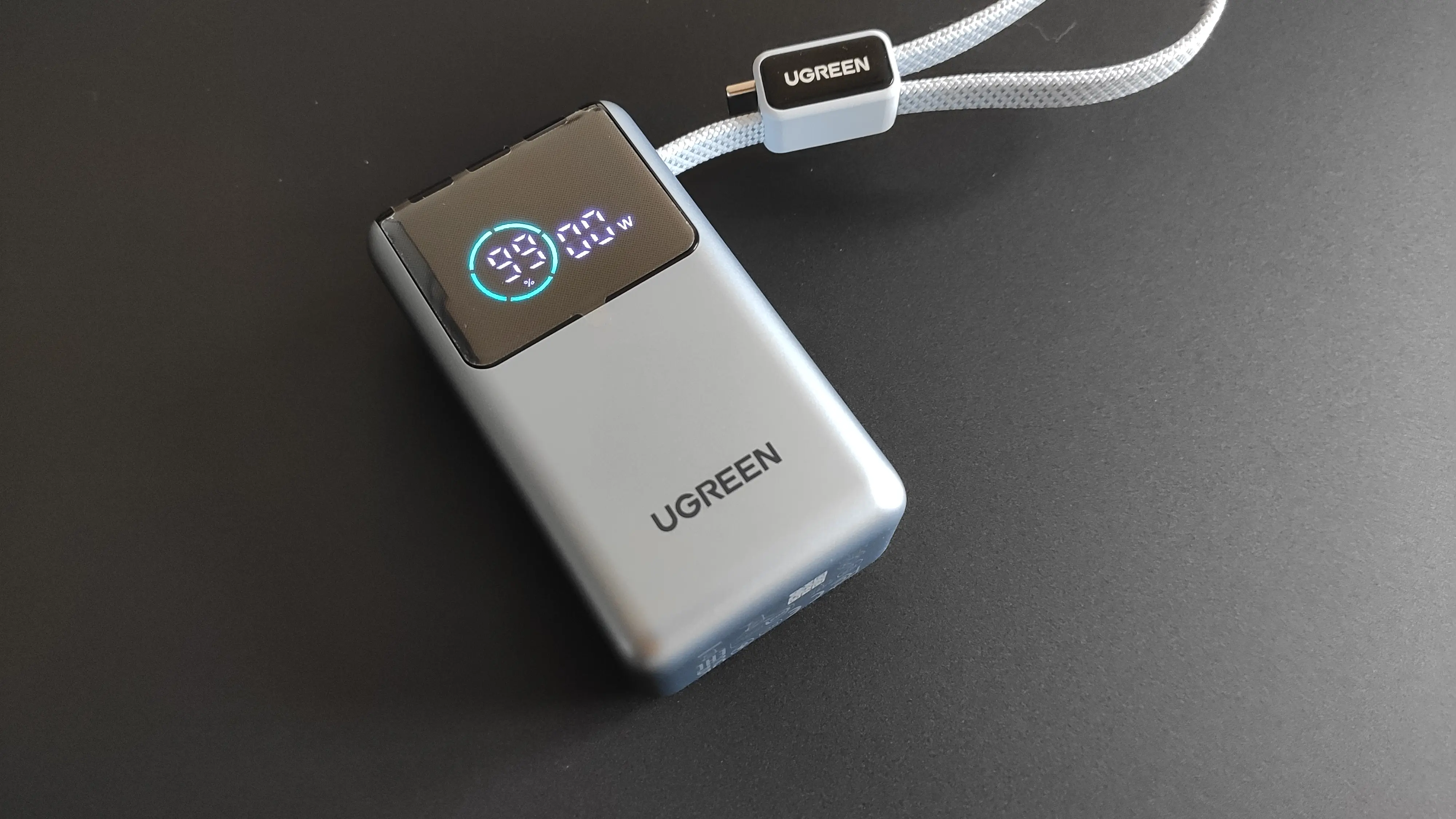 Пауэрбанк Ugreen PB727 с цифровым экраном, кабель USB-C