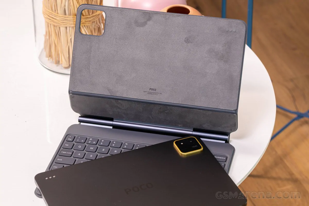 Poco Pad X1